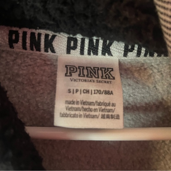 PINK/VS hoodie - Picture 3 of 3
